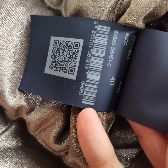 Herno Down/ Feather Fill, Ladies  Shimmering Tan/Silver Puffer Jacket/ Size 40. - Picture 7 of 17